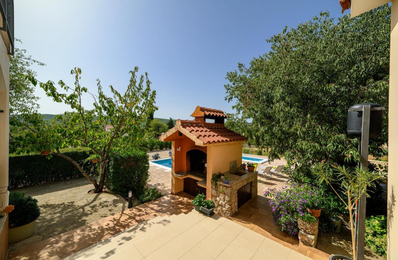 Holiday Home Rokoko Sibenik Exterior photo